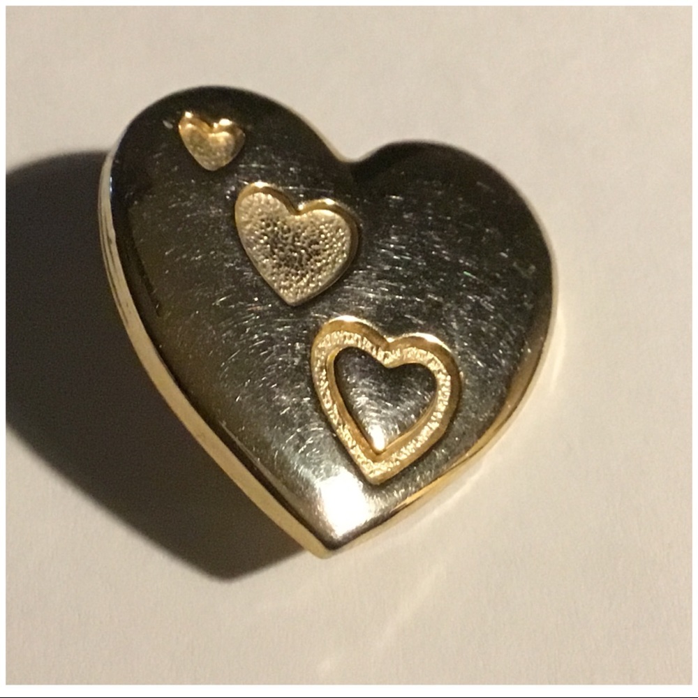 💎 ★❦꒒ik୧⌵♡⌵N୧w❦★ AUCTION PRICE👩🏻‍⚖️ Vintage Heart Brooch